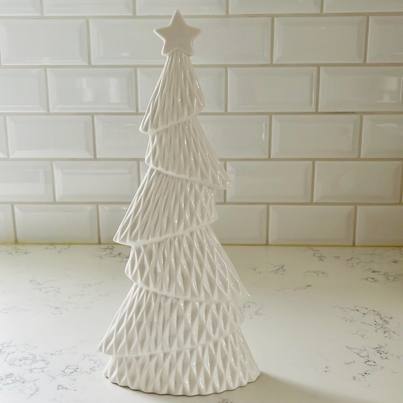 HomeGoods White Ceramic Christmas Tree Tabletop - Picture 3 of 9